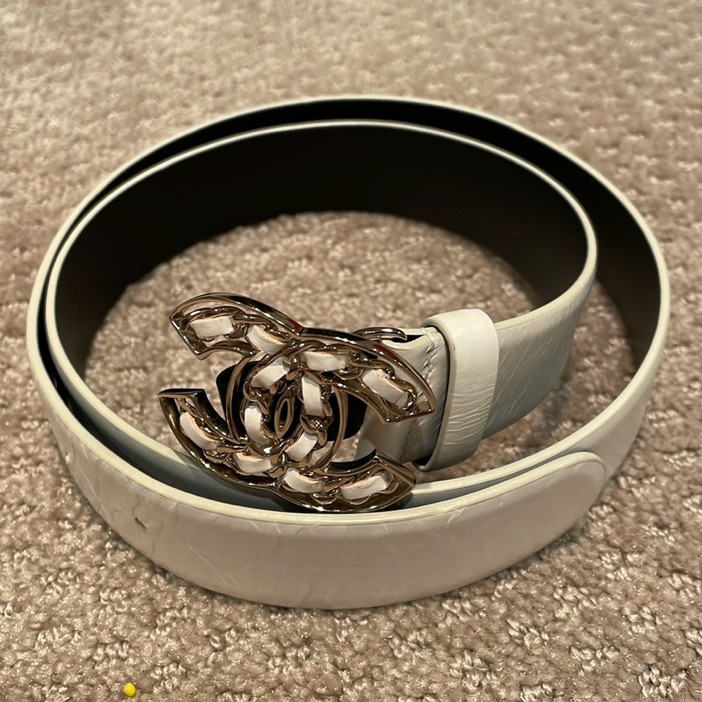 Chanel leather belt